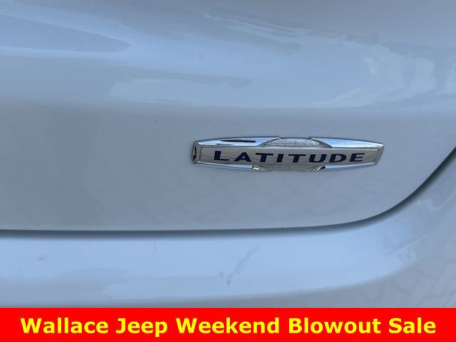 Used 2025 Jeep Compass Latitude w/ Sun & Sound Group image 10
