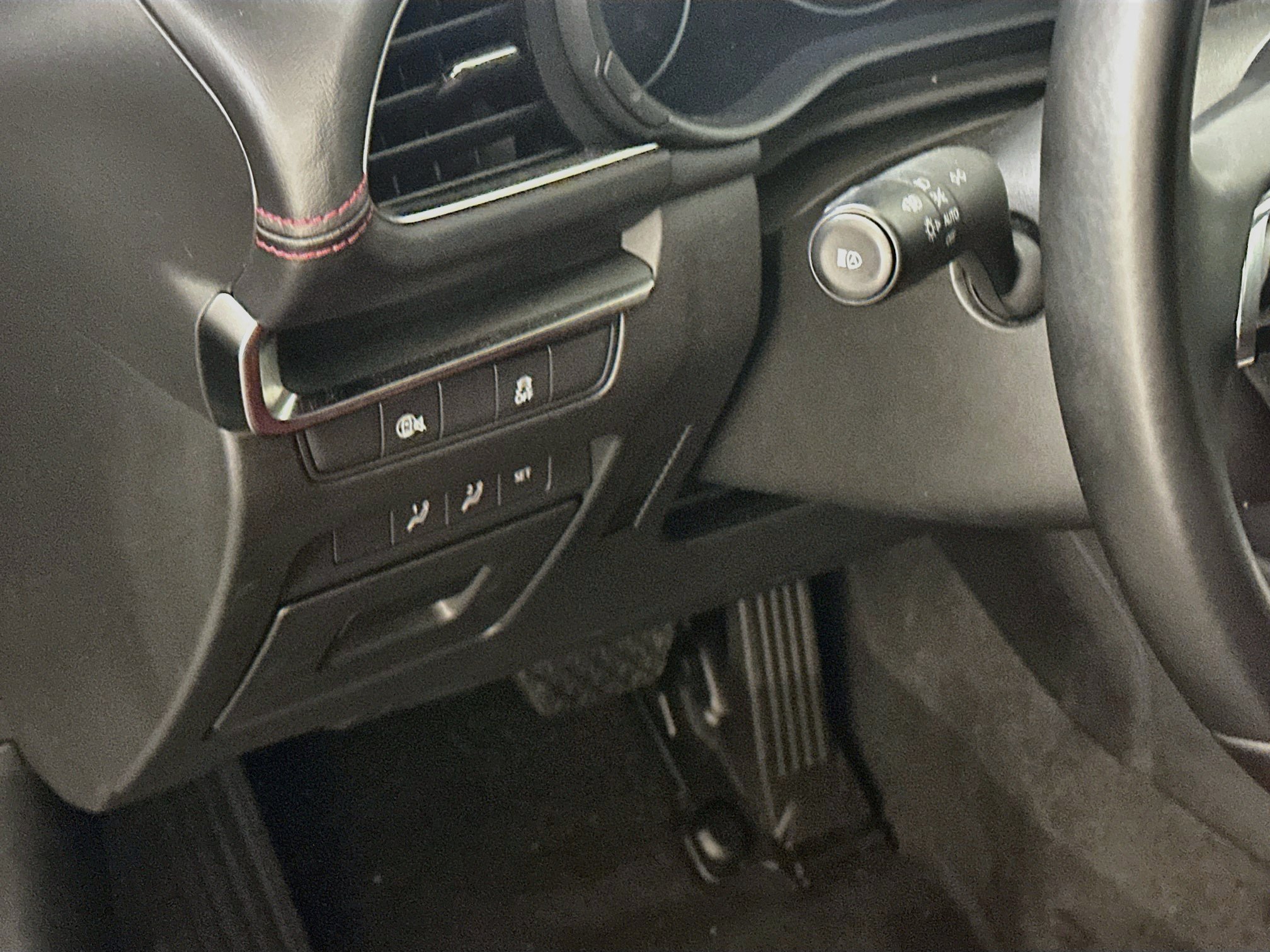 Used 2026 MAZDA MAZDA3 Carbon AWD/4WD image 17