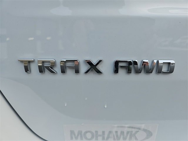 Used 2020 Chevrolet Trax LT w/ LT Convenience Package image 30