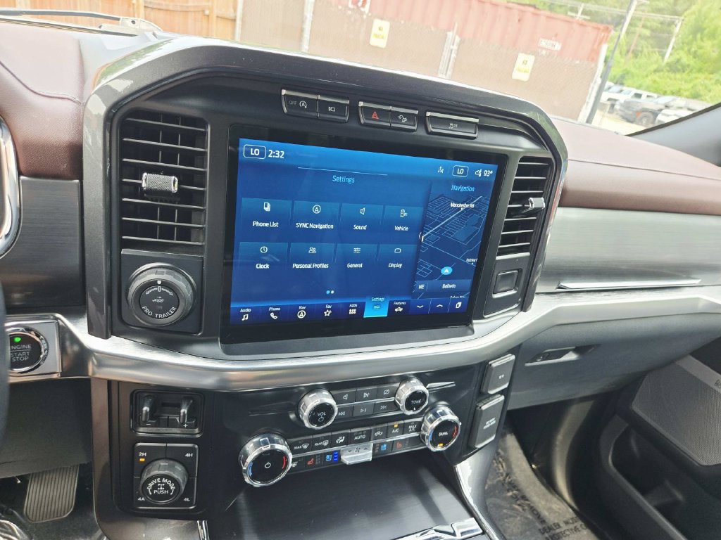 Used 2023 Ford F150 Lariat AWD/4WD image 27