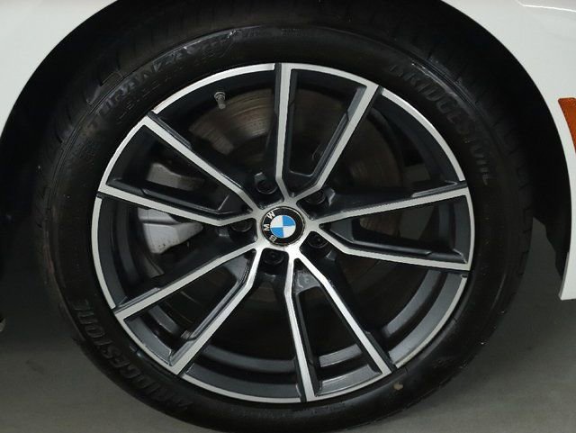 Used 2020 BMW 330i xDrive Sedan w/ Premium Package AWD/4WD image 12