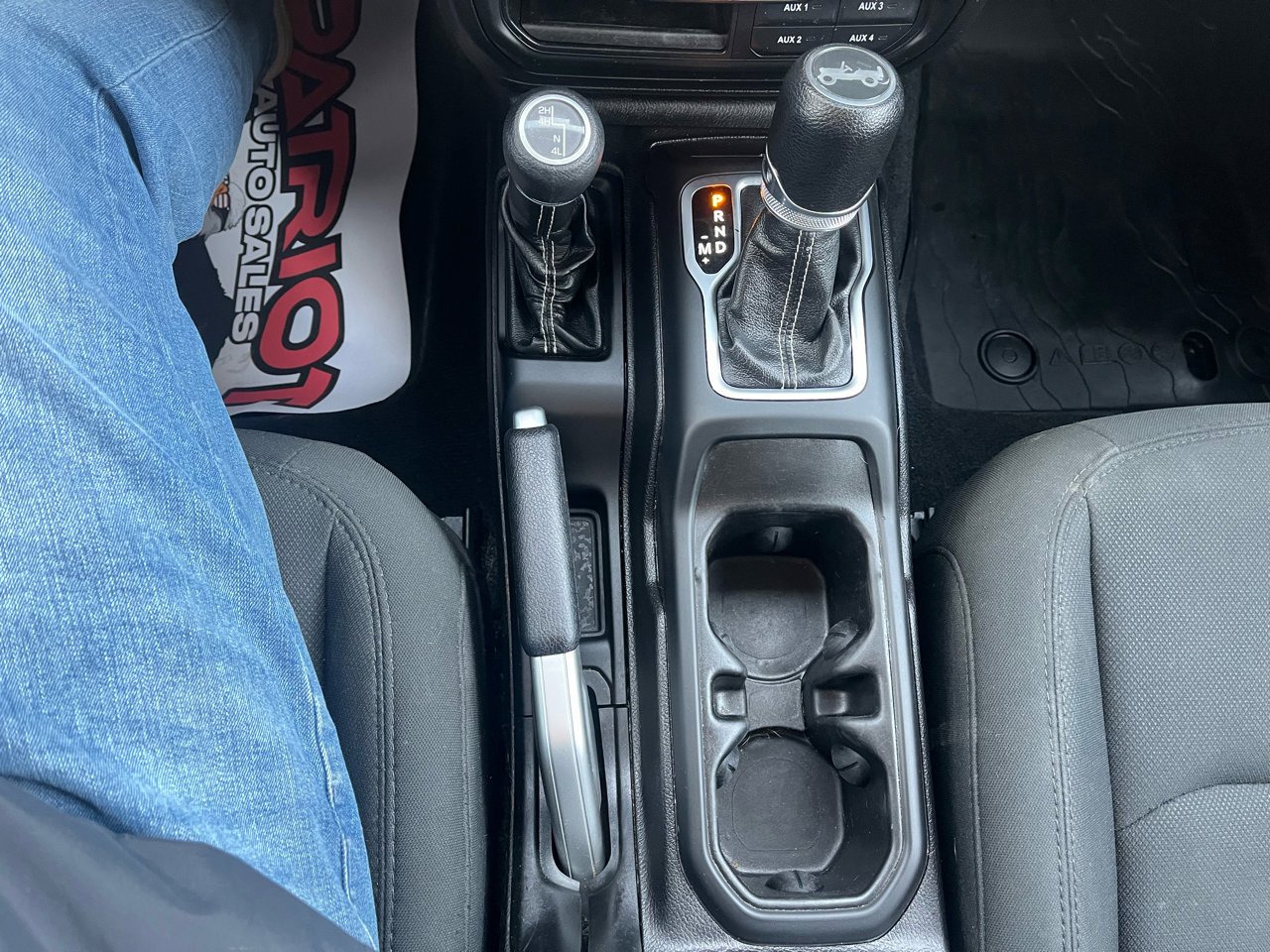 Used 2018 Jeep Wrangler Unlimited Sahara w/ LED Lighting Group image 16