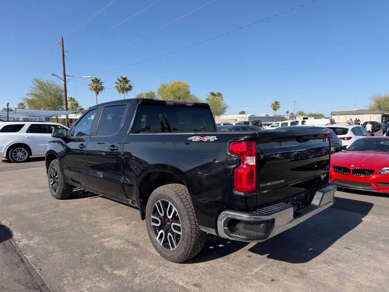 Used 2020 Chevrolet Silverado 1500 LT AWD/4WD image 5
