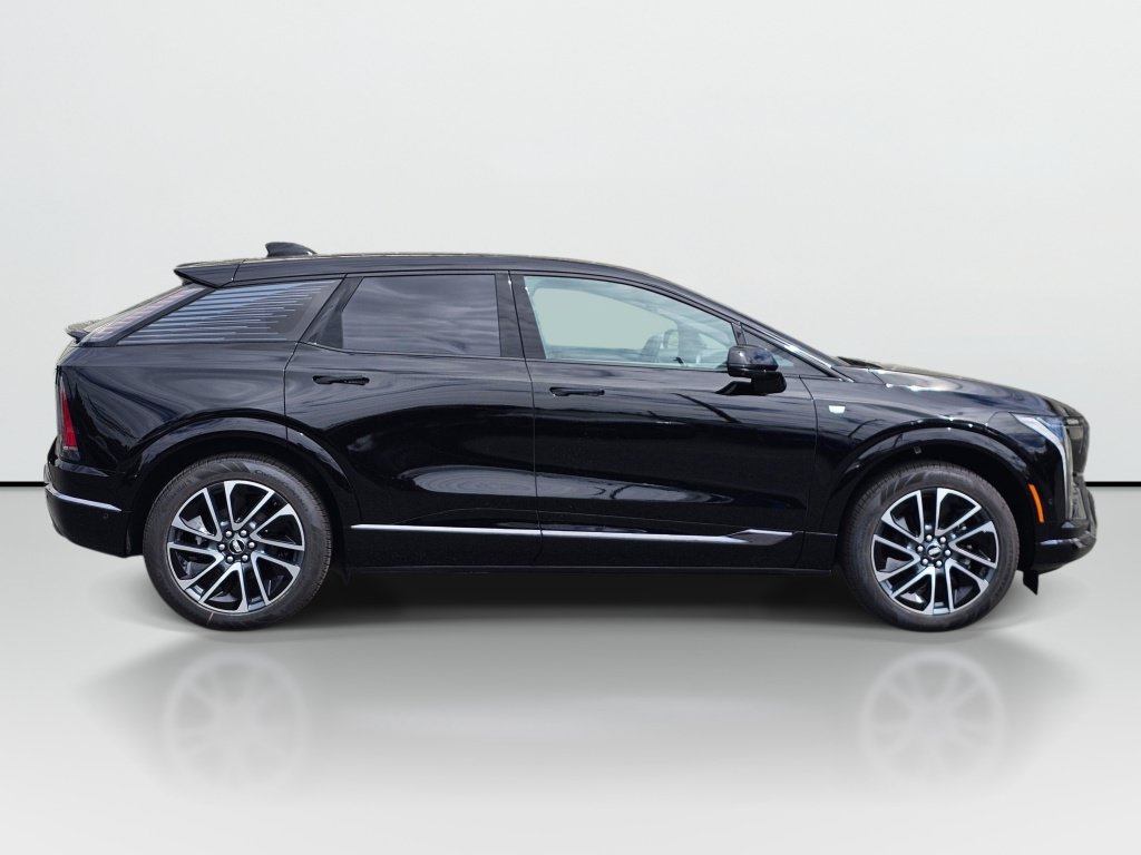New 2026 Cadillac Optiq Sport 2 RWD image 7