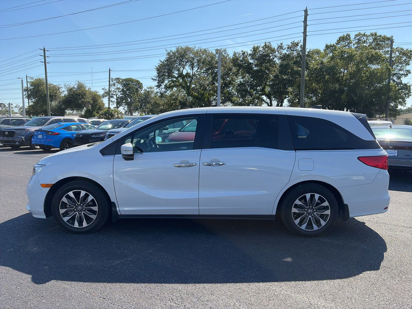 Used 2023 Honda Odyssey EX-L image 4