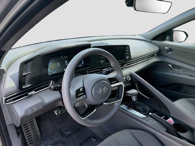 Certified 2026 Hyundai Elantra Sport FWD image 10