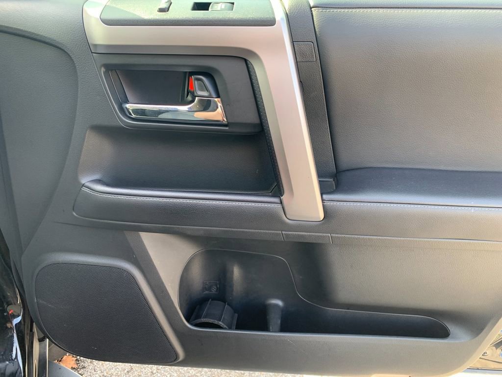 Used 2022 Toyota 4Runner SR5 image 20