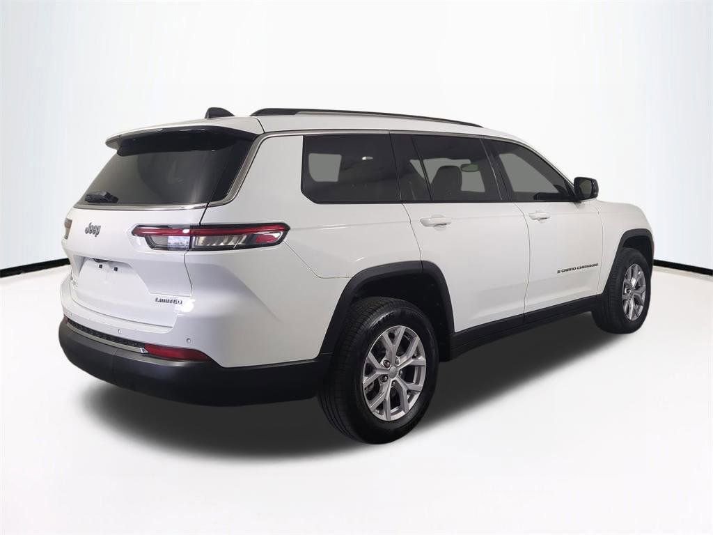 Used 2022 Jeep Grand Cherokee L Limited RWD image 5