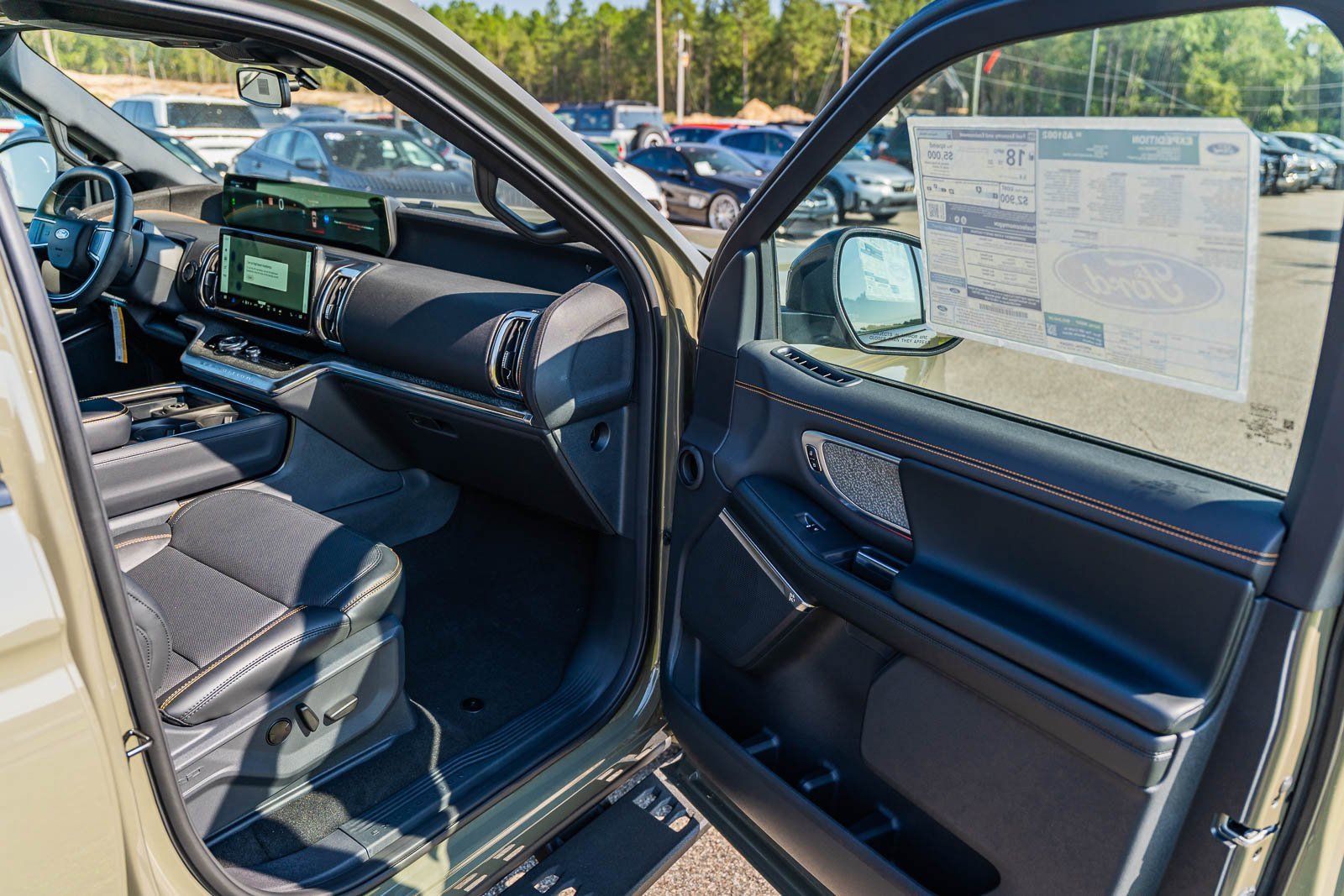 New 2025 Ford Expedition Tremor image 8