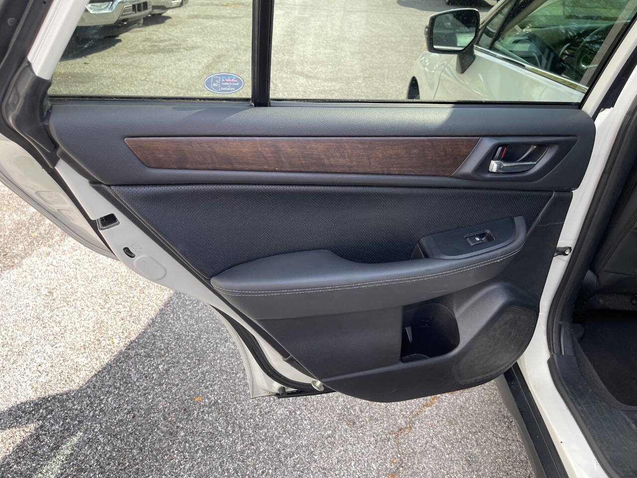 Used 2016 Subaru Outback 2.5i Limited image 21