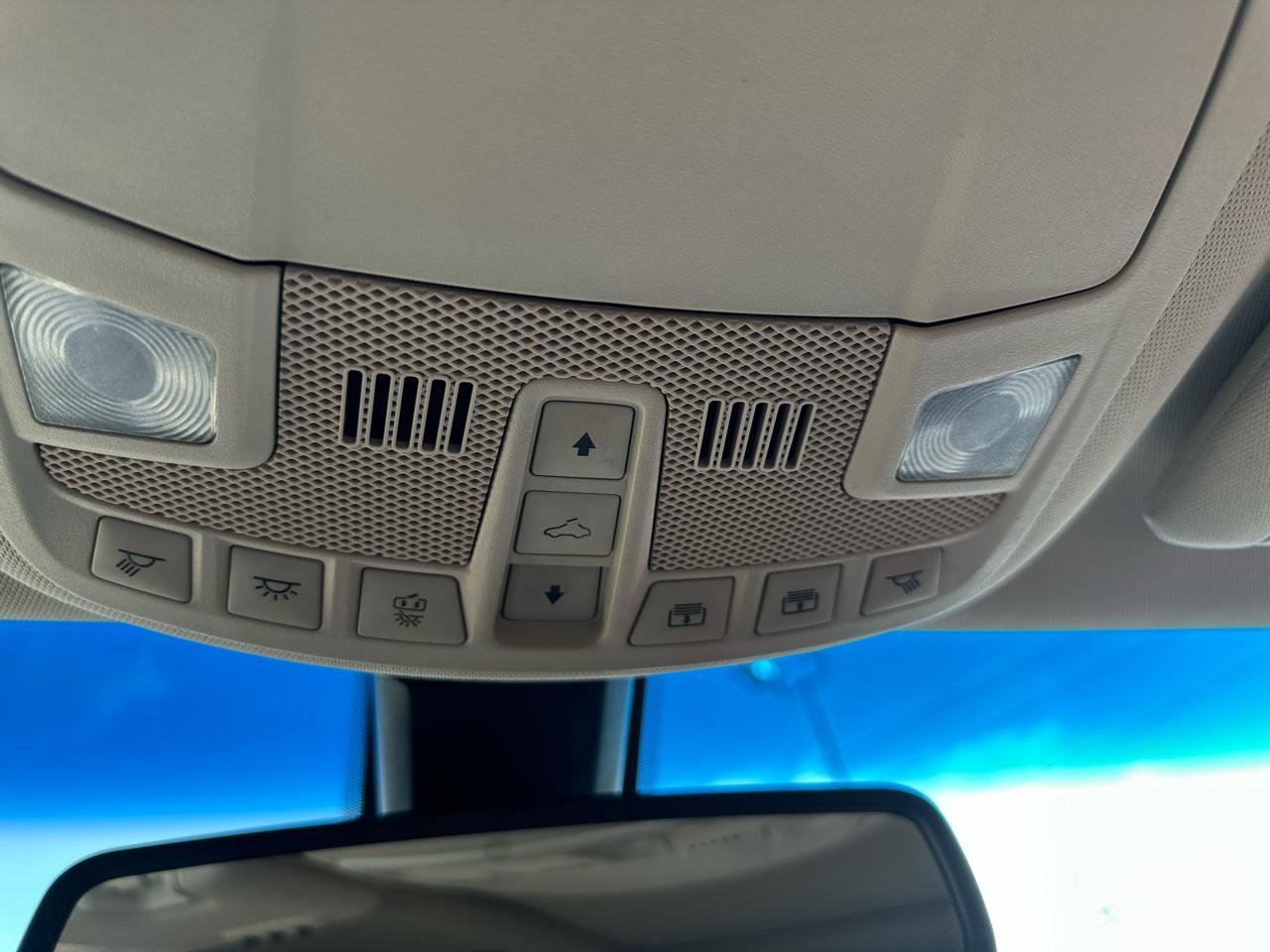 Used 2016 Lincoln MKX Reserve w/ Climate Package image 29