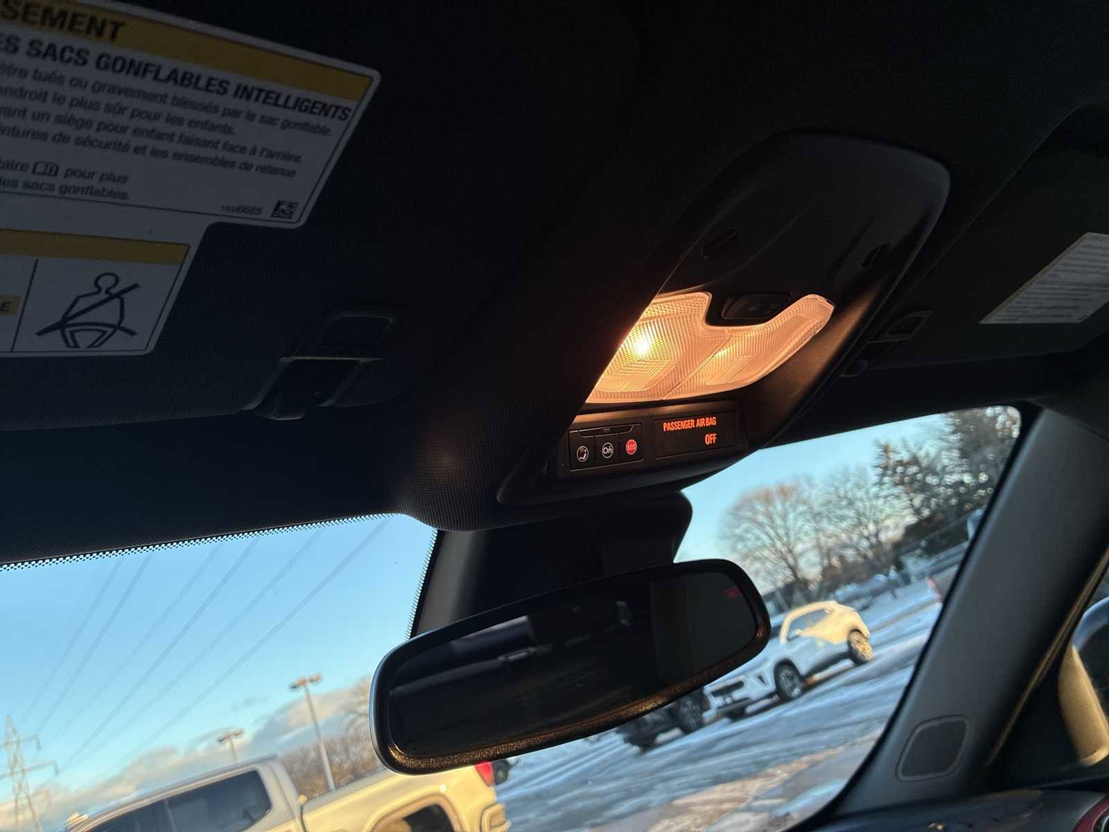 Used 2024 Chevrolet TrailBlazer RS w/ Convenience Package image 34