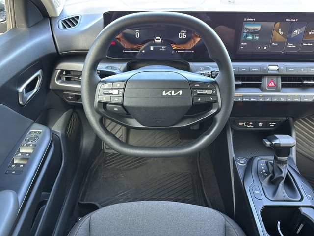Certified 2025 Kia K4 FWD image 15