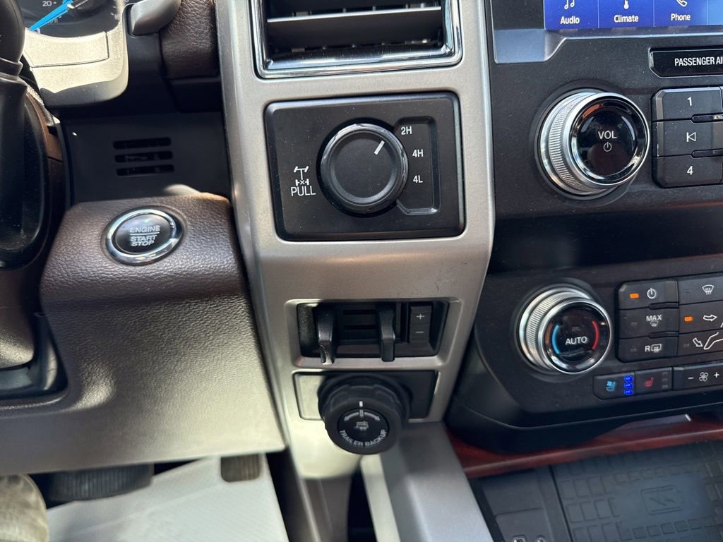 Used 2020 Ford F350 King Ranch w/ King Ranch Ultimate Package AWD/4WD image 43