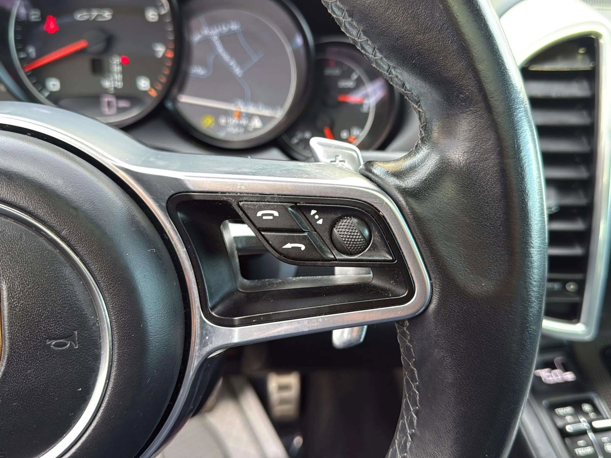 Used 2016 Porsche Cayenne GTS w/ Premium Package Plus image 22