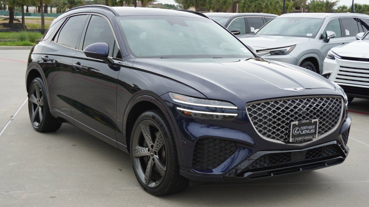 Used 2024 Genesis GV70 3.5T Sport w/ Sport Advanced Package AWD/4WD image 3