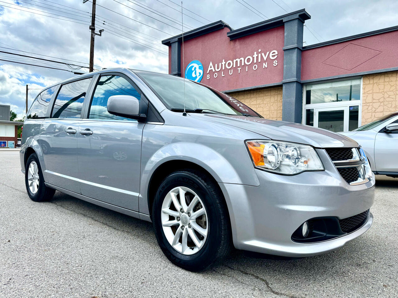 Used 2018 Dodge Grand Caravan SXT w/ Driver Convenience Group