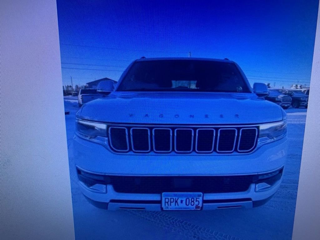 Used 2022 Jeep Wagoneer Series II image 13