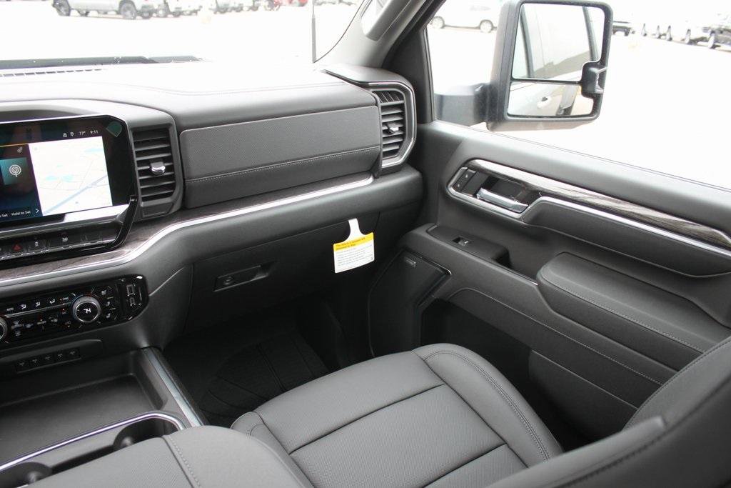 New 2026 Chevrolet Silverado 3500 LTZ w/ LTZ Plus Package image 7