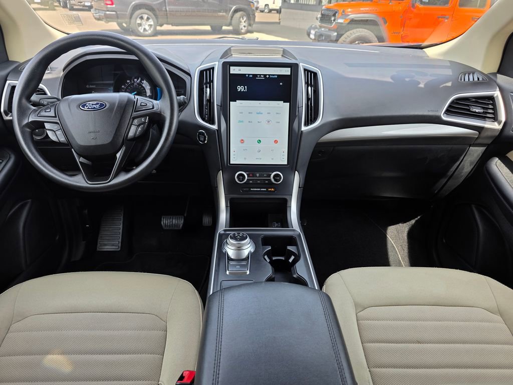 Used 2023 Ford Edge SE AWD/4WD image 5