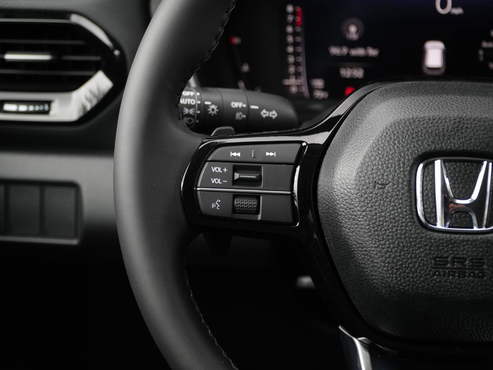 New 2026 Honda Pilot Touring image 24