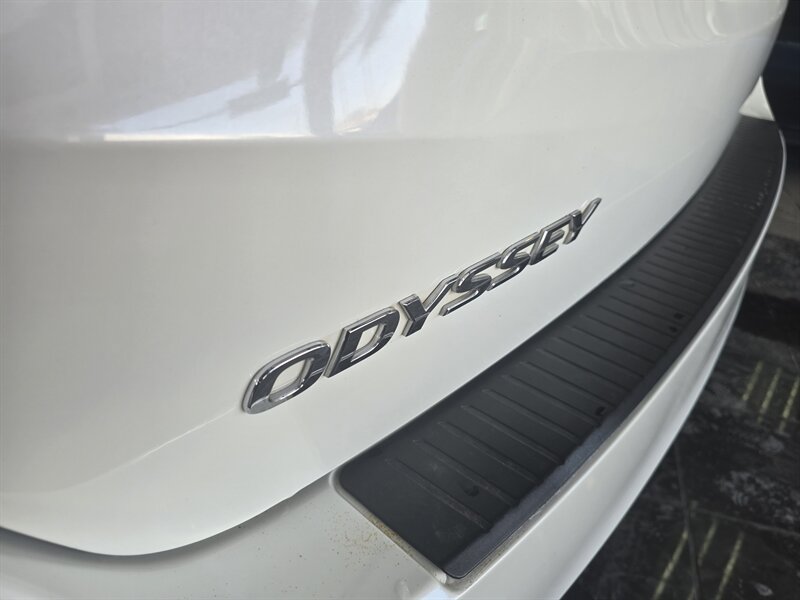 Used 2018 Honda Odyssey EX-L image 31