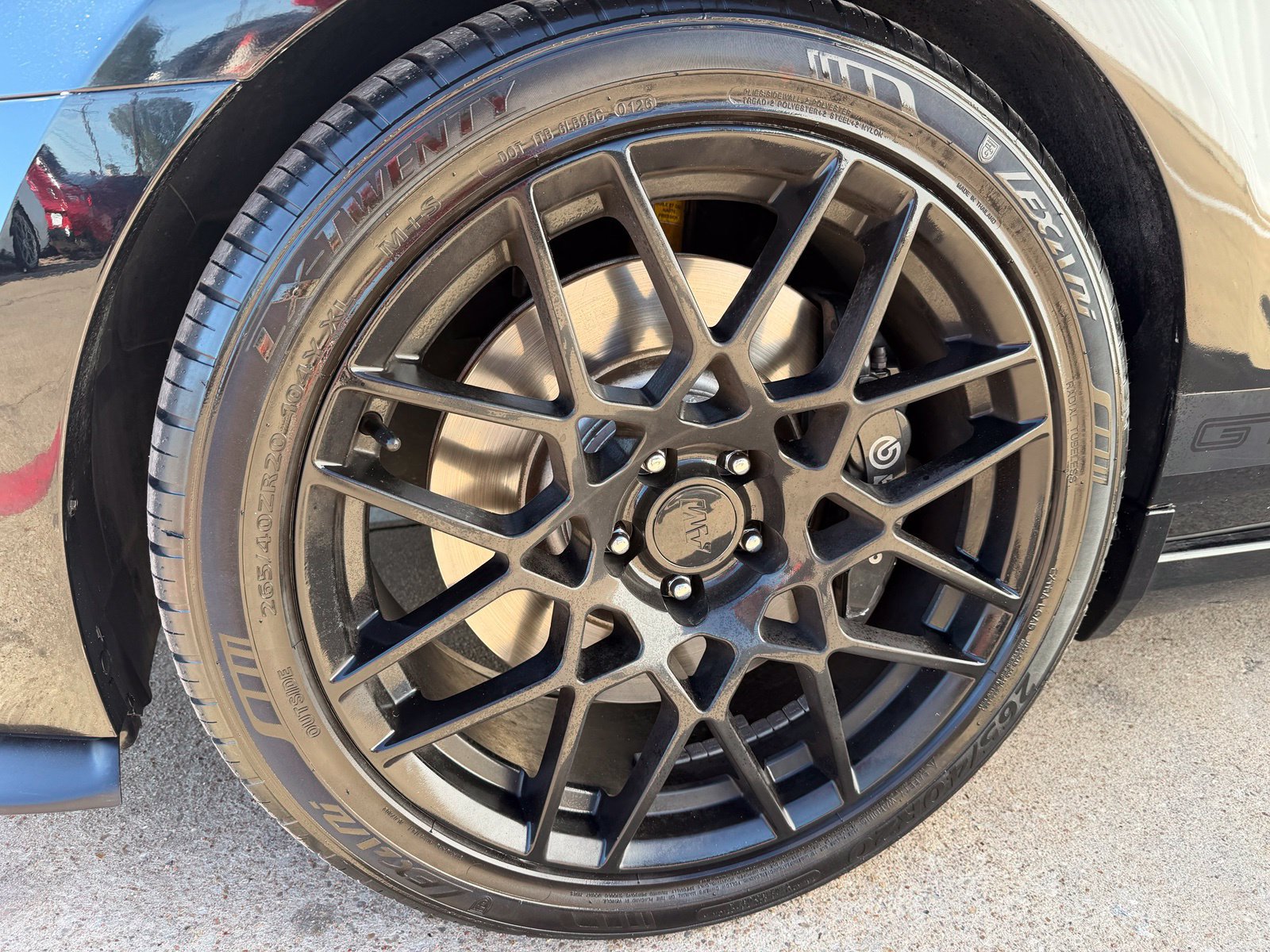 Used 2014 Ford Mustang Shelby GT500 w/ Equipment Group 821A RWD image 38