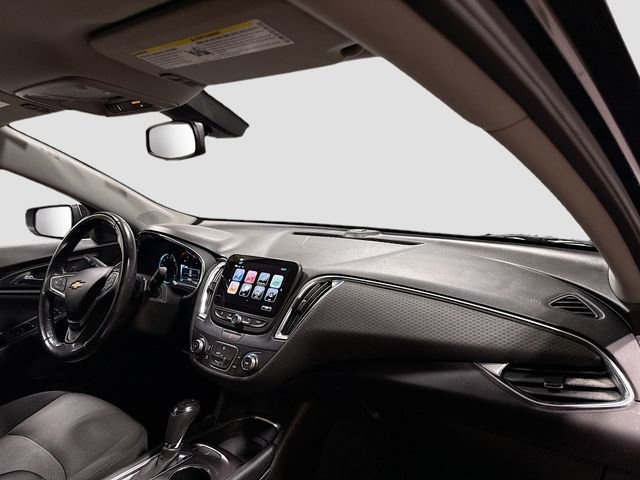Used 2018 Chevrolet Malibu LT image 27