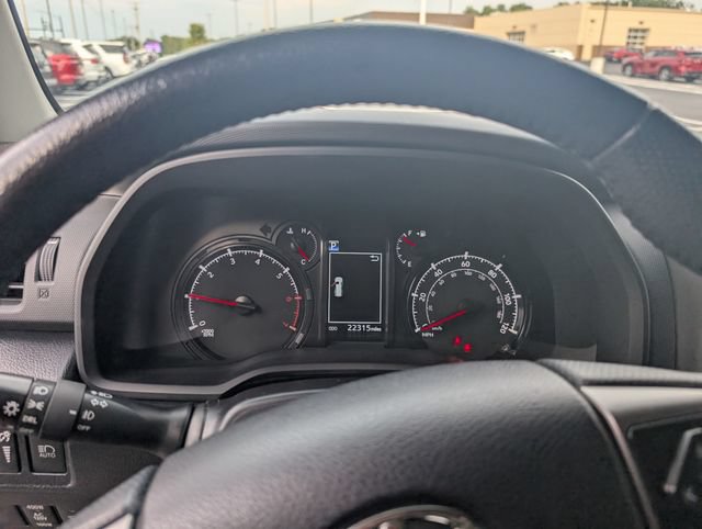 Used 2024 Toyota 4Runner SR5 Premium w/ Moonroof Package AWD/4WD image 18