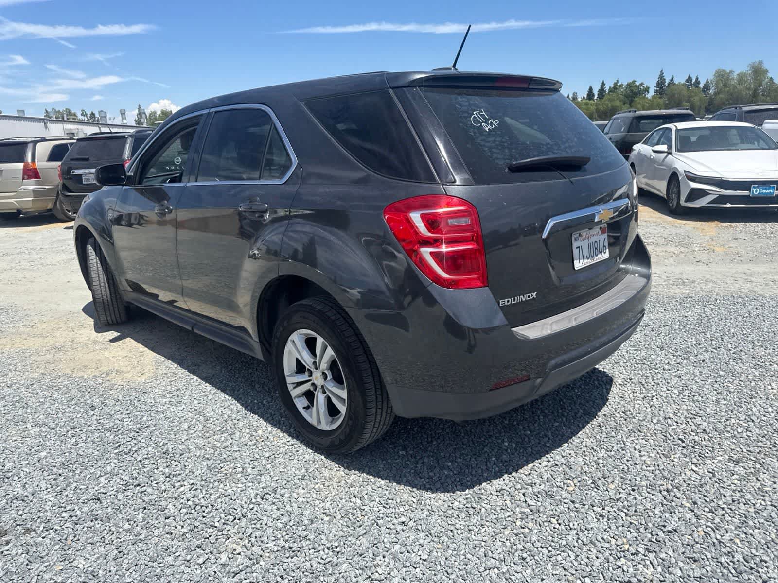 Used 2017 Chevrolet Equinox LS FWD image 7