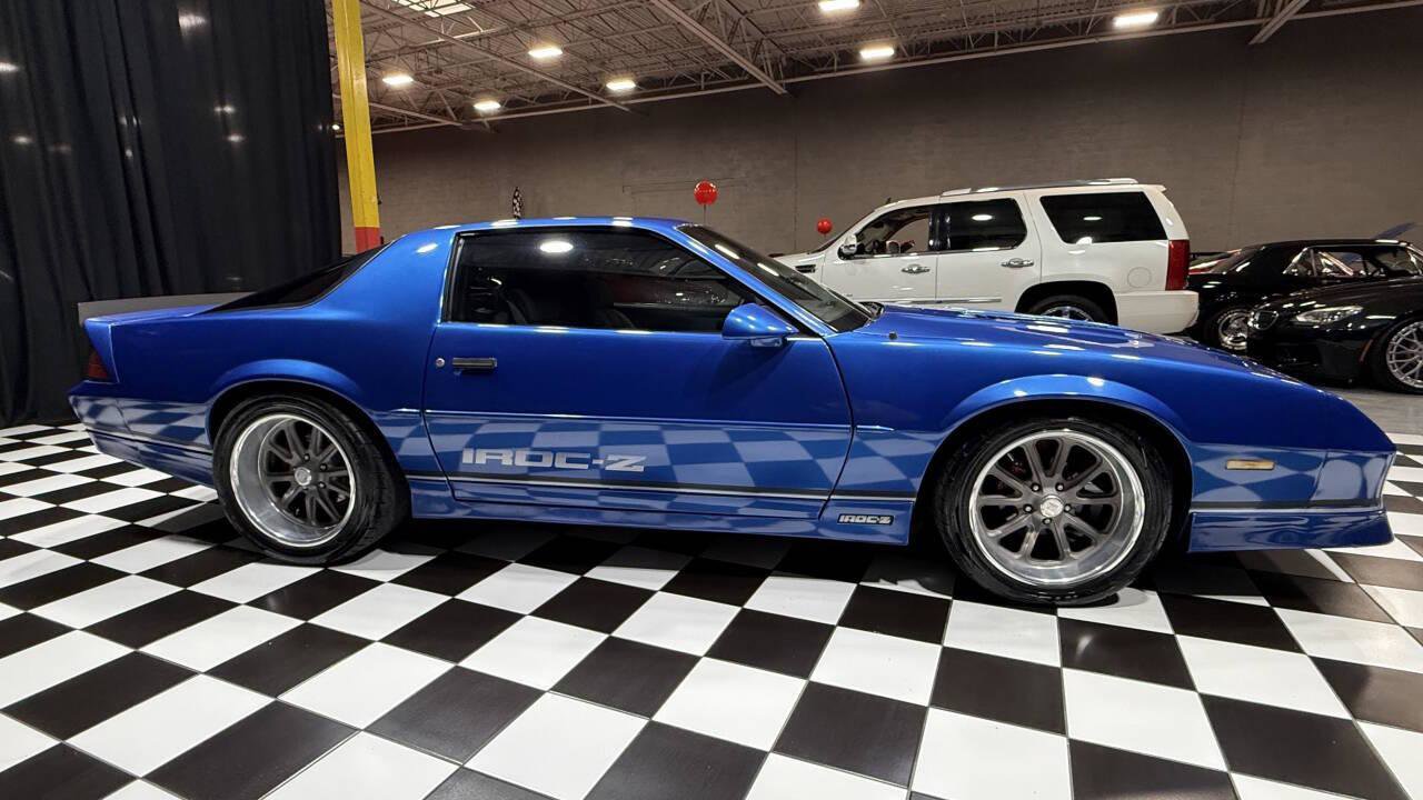 Used 1989 Chevrolet Camaro IROC-Z image 13