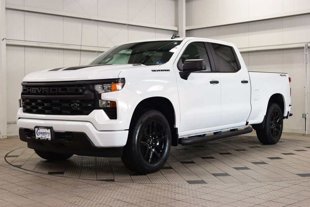 New 2026 Chevrolet Silverado 1500 Custom w/ Rally Edition AWD/4WD image 3