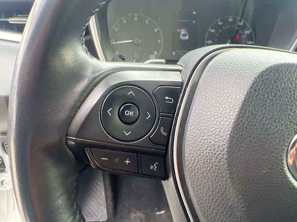 Used 2023 Toyota Corolla SE image 18