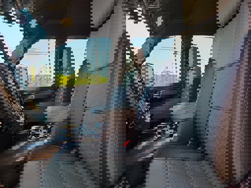 Used 2026 Chevrolet Silverado 2500 ZR2 w/ LPO, Dark Essentials Package image 17