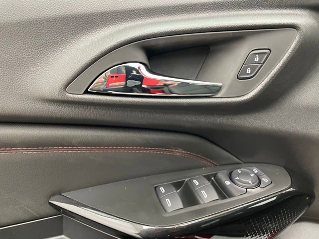 New 2026 Chevrolet Trax RS w/ Sunroof Package image 10