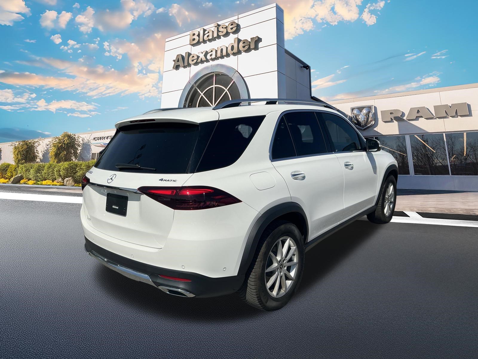 Used 2024 Mercedes-Benz GLE 350 4MATIC video 3