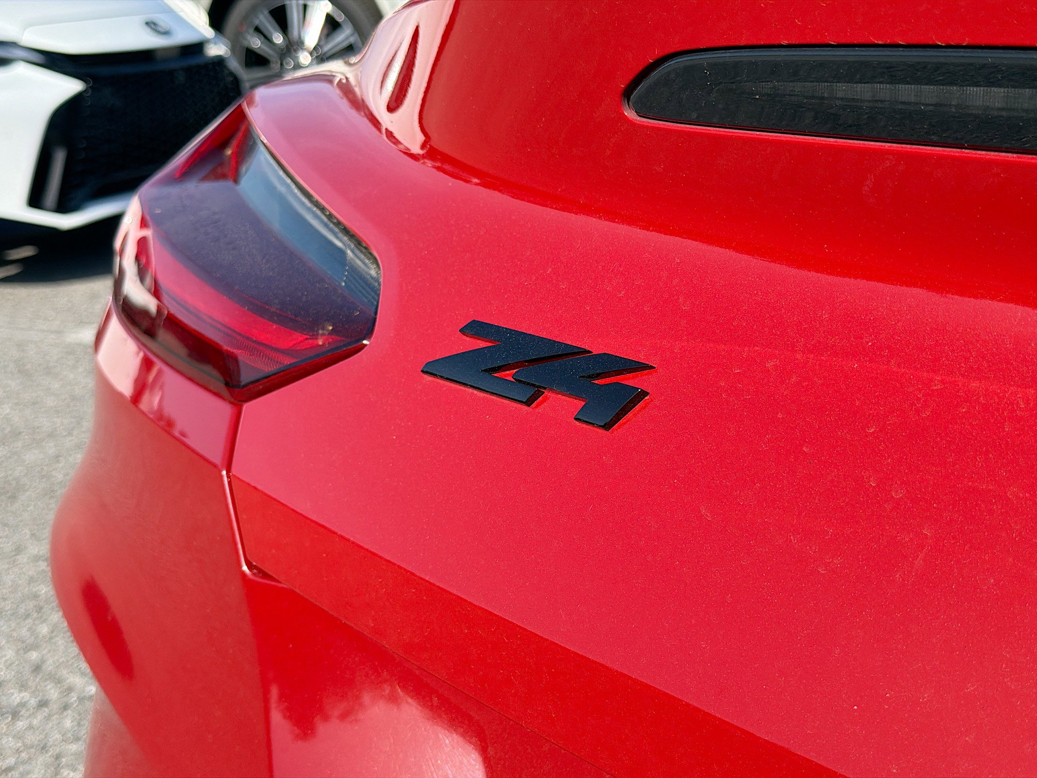 Used 2020 BMW Z4 M40i w/ Executive Package image 11