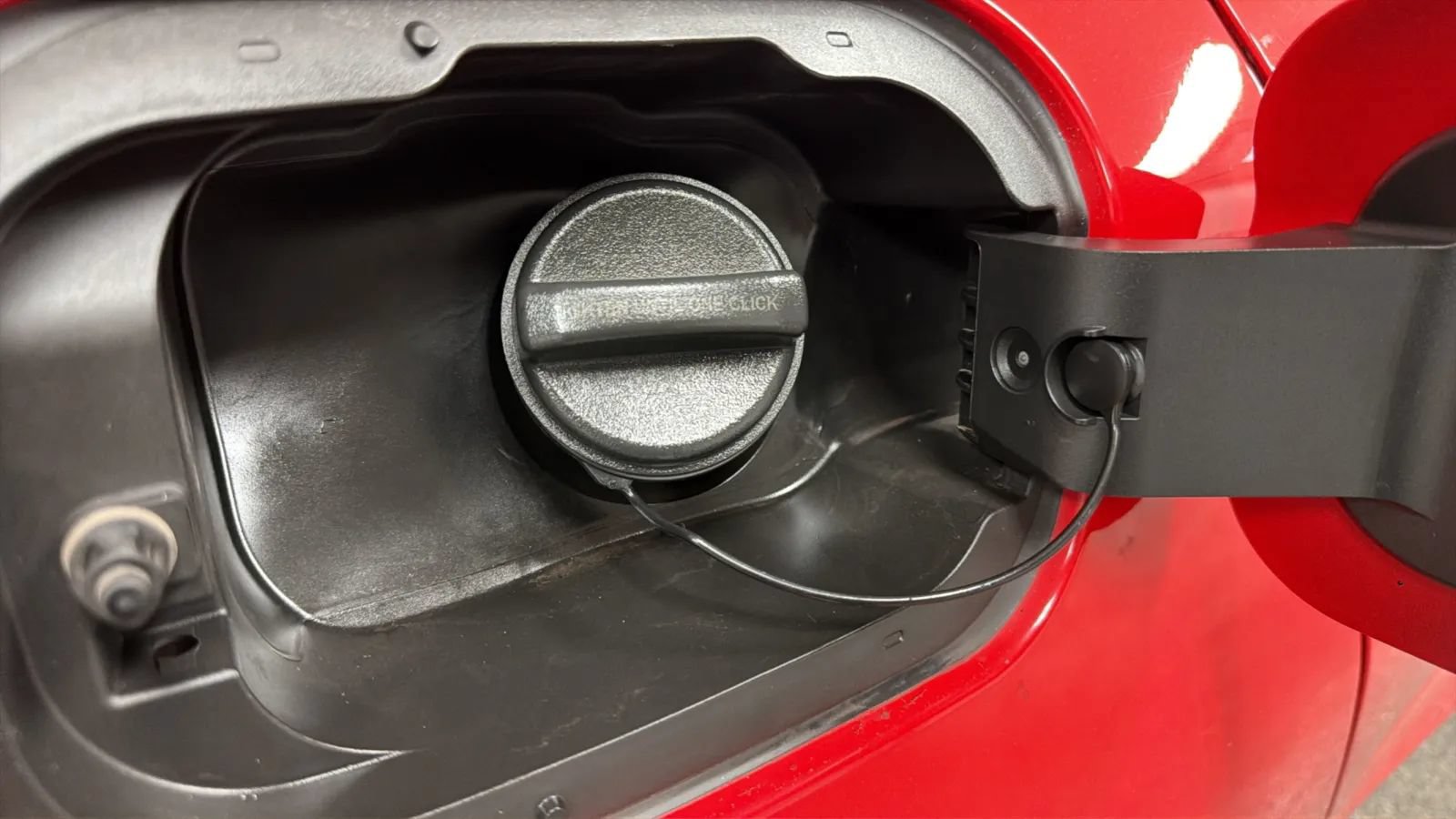 Used 2017 Chevrolet Cruze LS FWD image 26