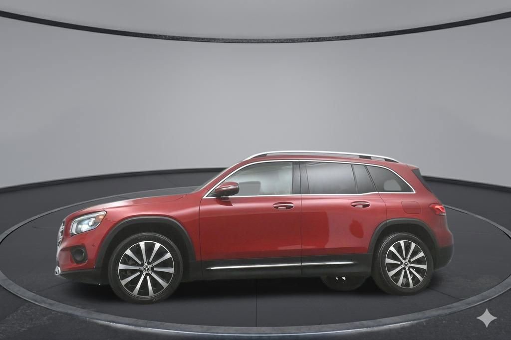 Used 2020 Mercedes-Benz GLB 250 w/ Premium Package image 36