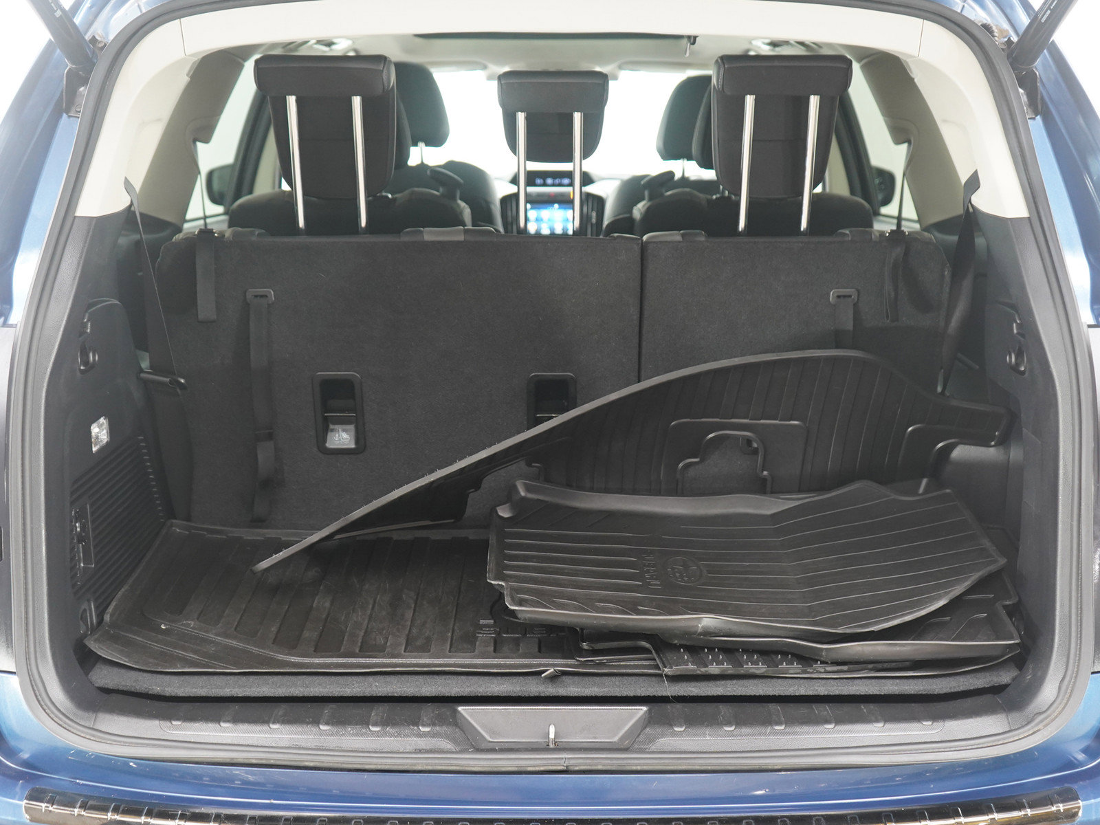 Used 2022 Subaru Ascent Onyx Edition image 17