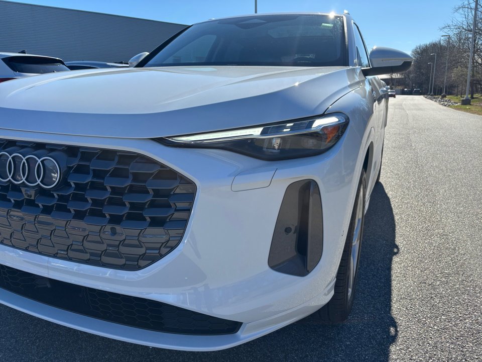 Used 2025 Audi Q5 Premium Plus image 26