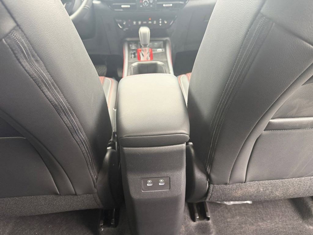 New 2026 Nissan Kicks SR w/ Cold Weather Package image 29