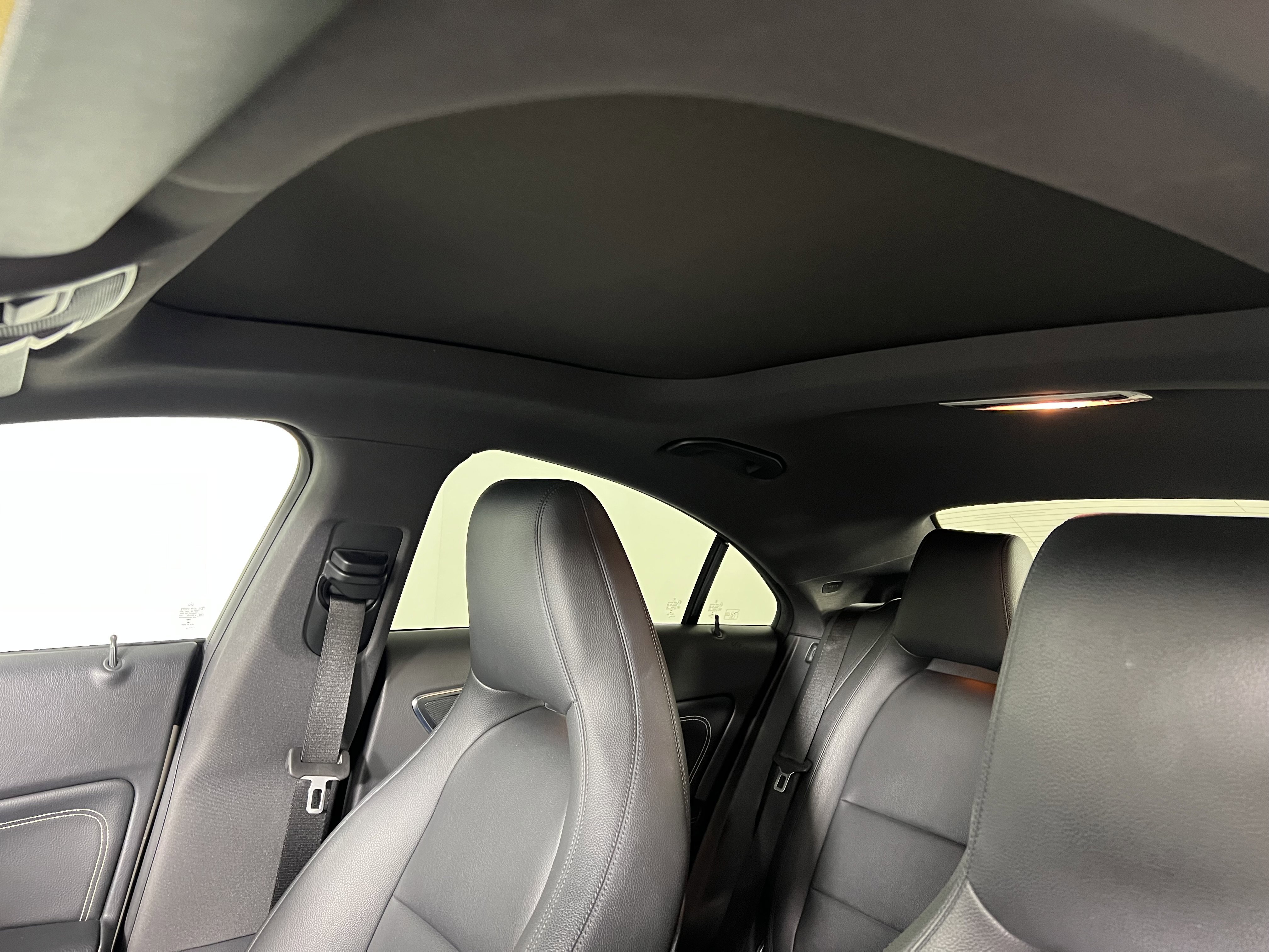 Used 2015 Mercedes-Benz CLA 250 4MATIC image 18