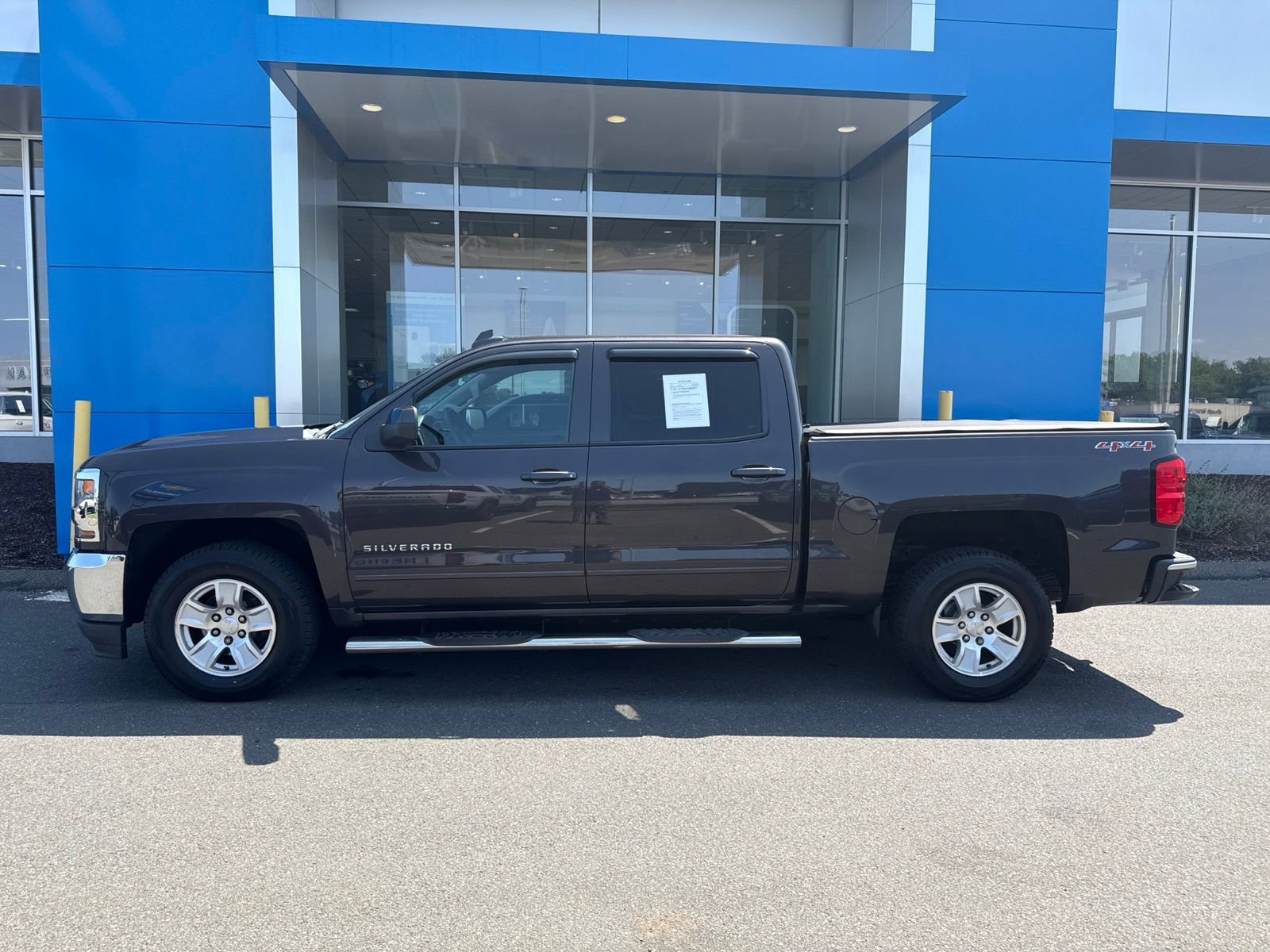 Used 2016 Chevrolet Silverado 1500 LT w/ All Star Edition AWD/4WD image 9