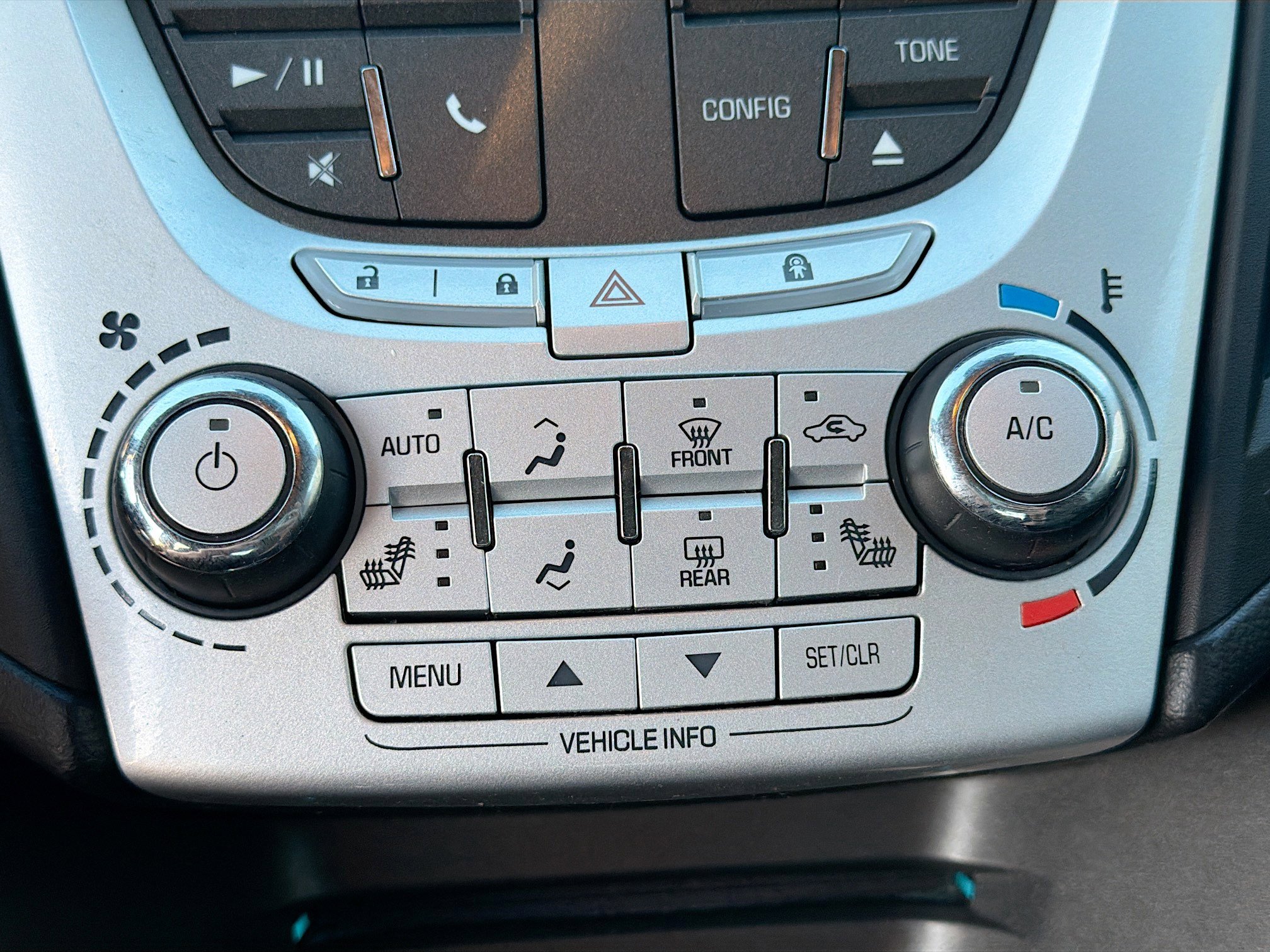 Used 2015 Chevrolet Equinox LT w/ Safety Package AWD/4WD image 21