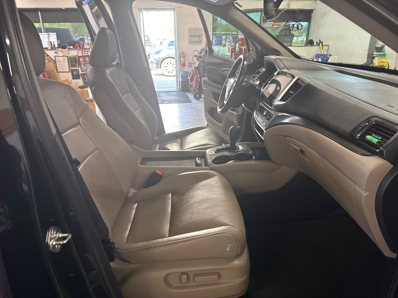 Used 2017 Honda Pilot EX-L image 53