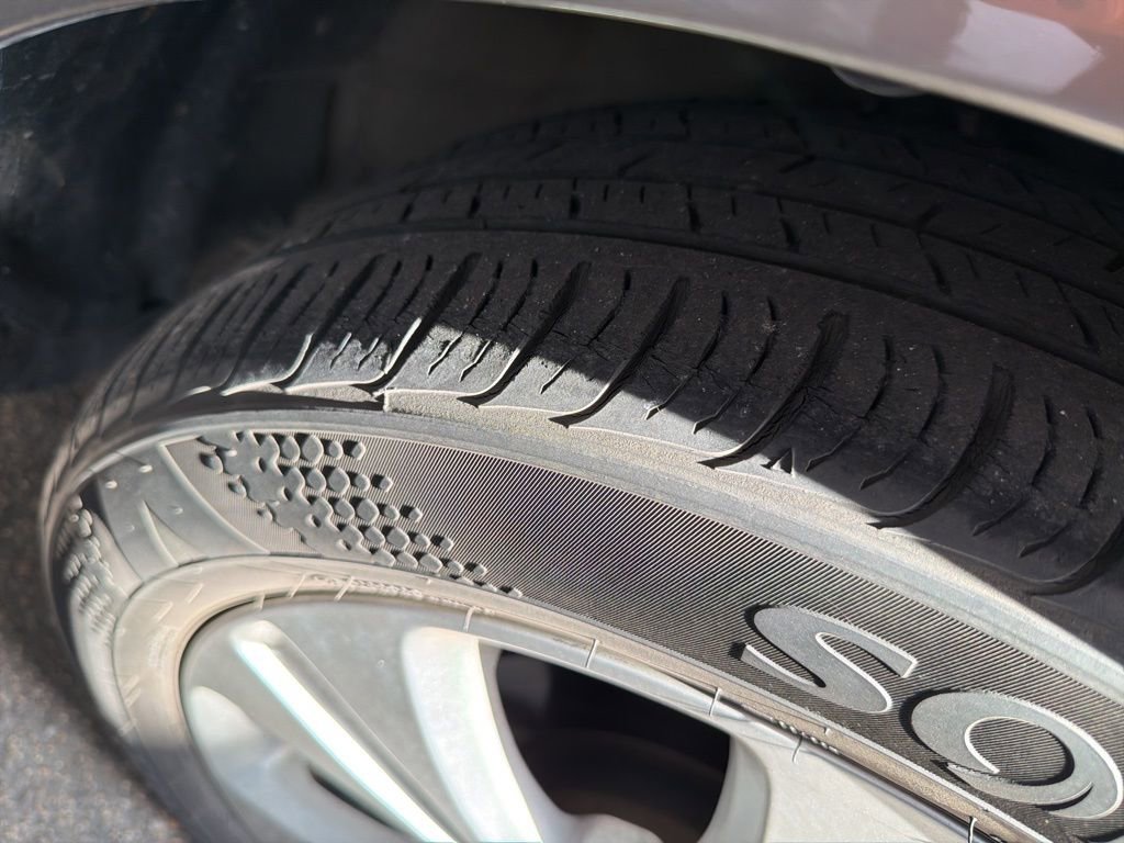 Used 2016 Kia Soul + image 4