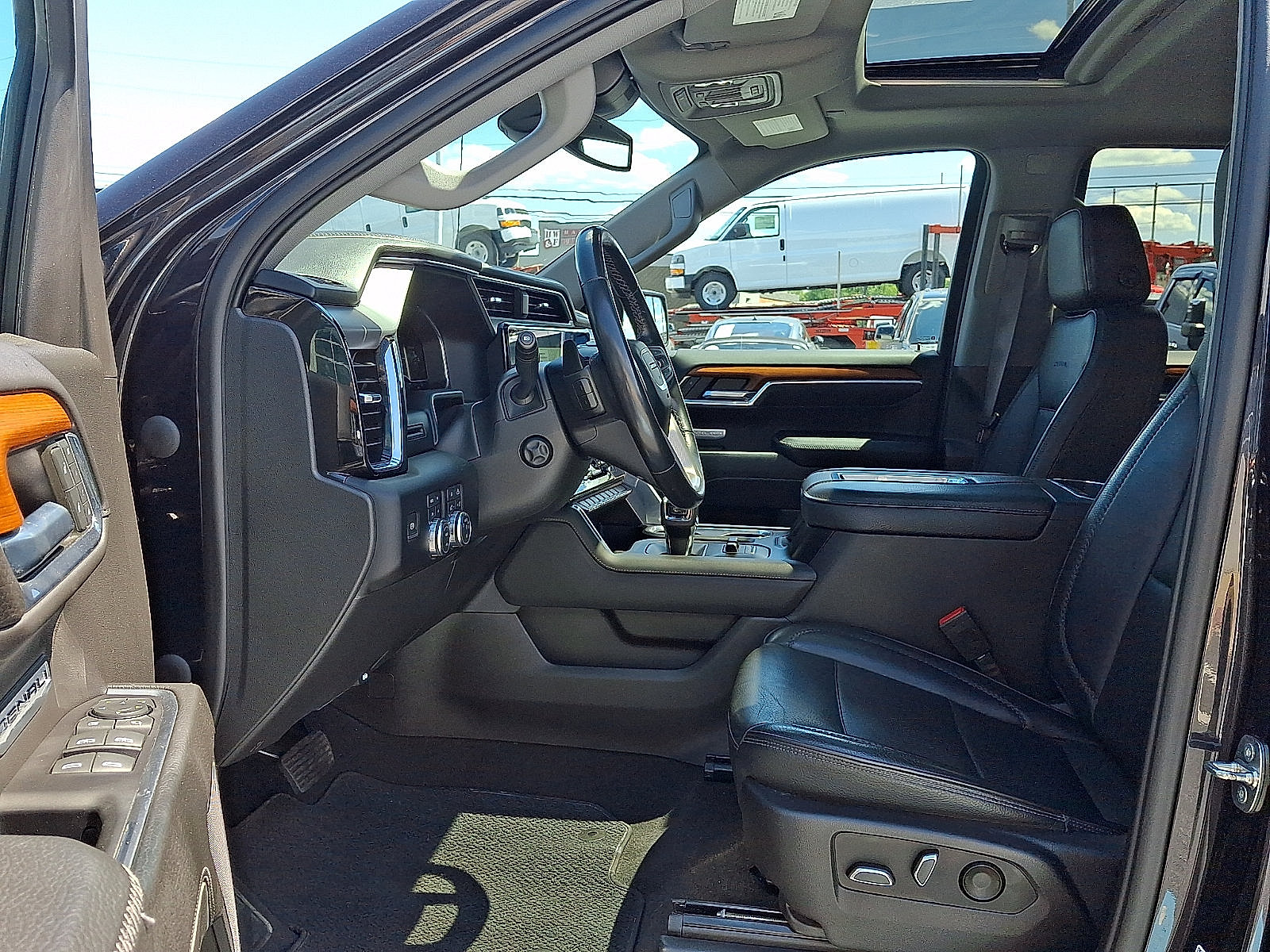 Used 2022 GMC Sierra 1500 Denali AWD/4WD image 14