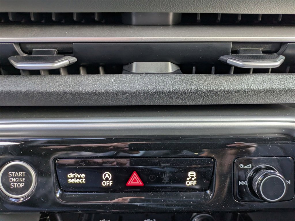 New 2025 Audi Q5 Premium Plus image 26