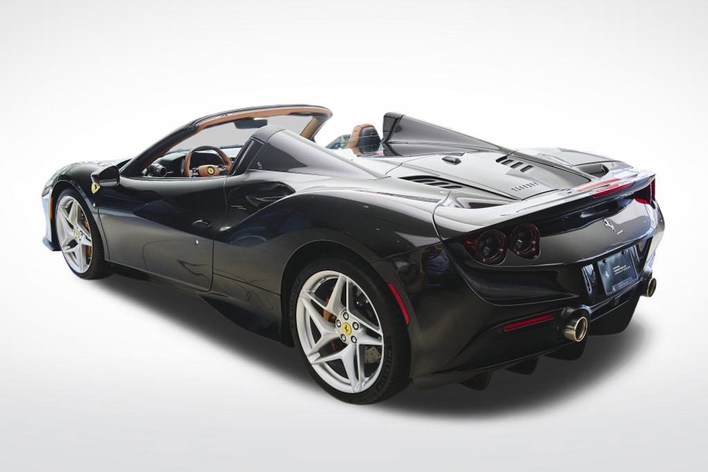 Used 2022 Ferrari F8 Tributo image 3